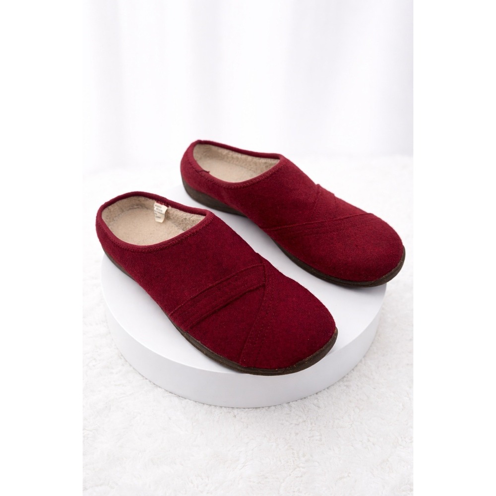 L.L. Bean Slippers Womens Size‎ 11 Red Slip On Wool Mules  Scuffs Cozy Warm